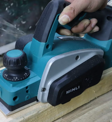 MINLI Cordless Orbital Sander 12V (82mm) – Rechargeable Electric Wood Sander with Adjustable Depth, USB‑C Charging, Ergonomic Grip – Model DC501 – Ideal for Furniture, Doors, DIY – Best Price in KSA