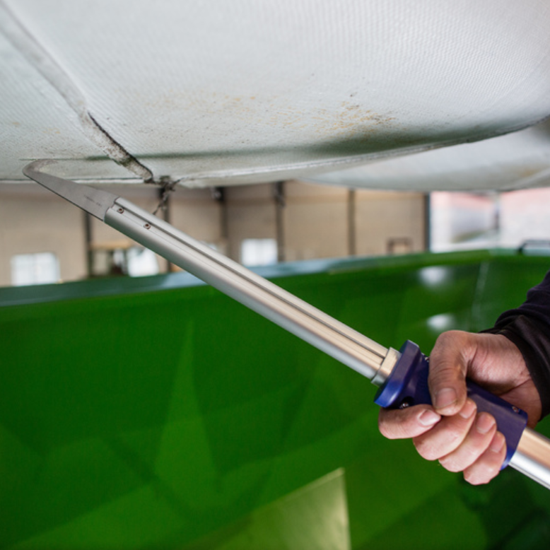 Big Bag Knife Easy Cut with Telescopic Handle – Safe FIBC/Super Sack Opener for Fertilizer, Feed and Bulk Materials