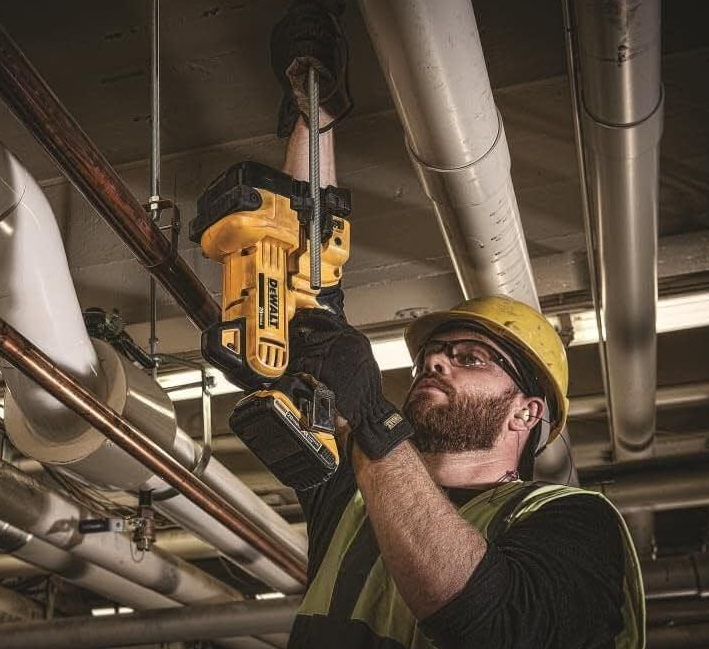 DEWALT DCS350N 18V XR Threaded Rod Cutter, M6–M12, Cordless, Spark‑Free Burr‑Free Cuts.